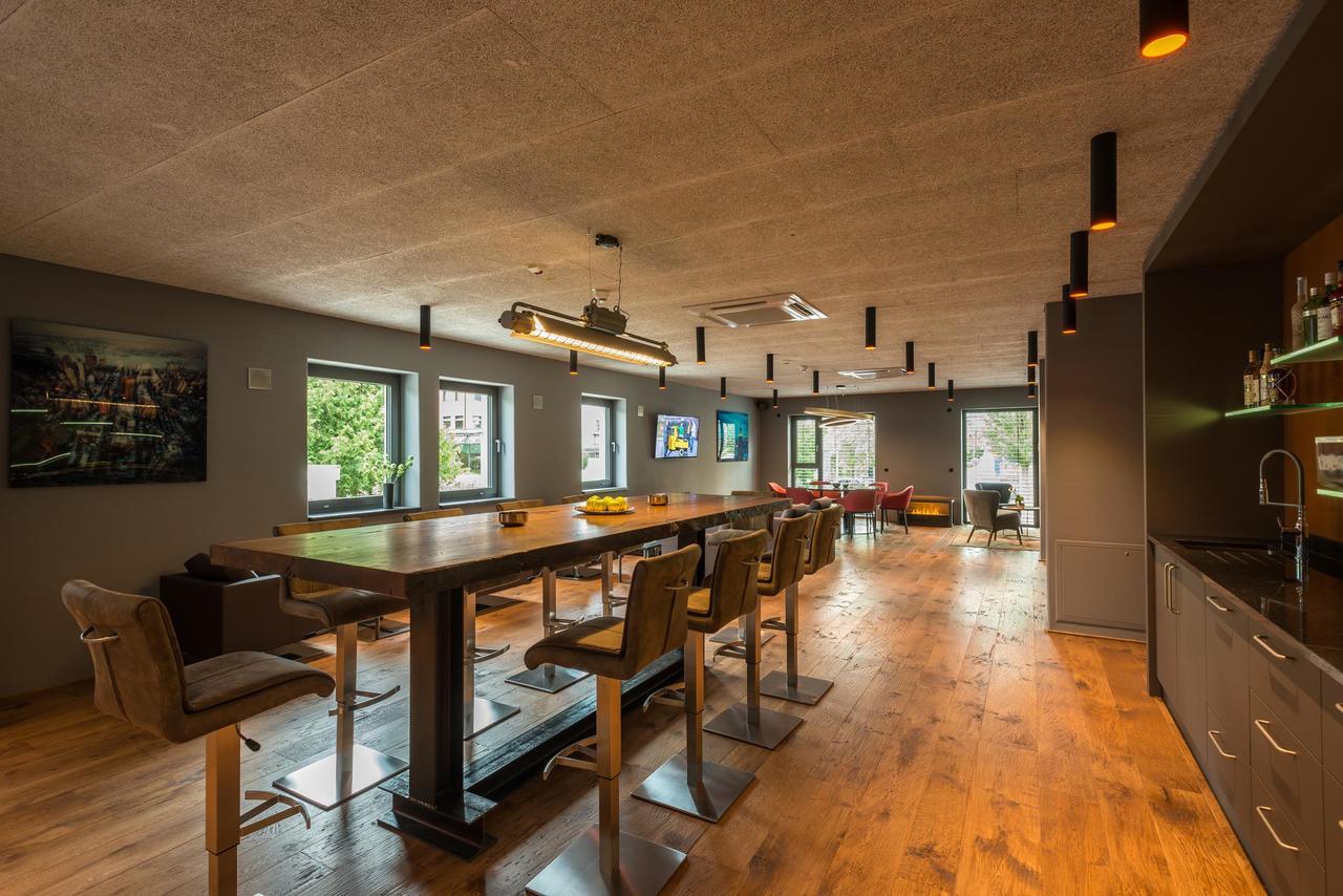 אשהיים Golden Ball, Exclusive Serviced Apartments Munich מראה חיצוני תמונה